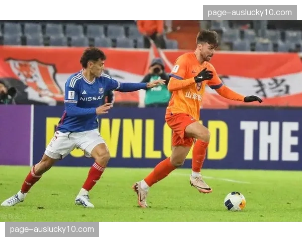 瓦科超远吊射终结连败 泰山进攻支点作用重新凸显